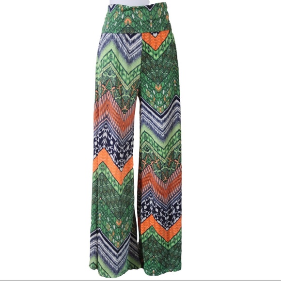 LA Girl Pants - NWT Long Stretch Wide Leg Geo Print Knit Pants LG